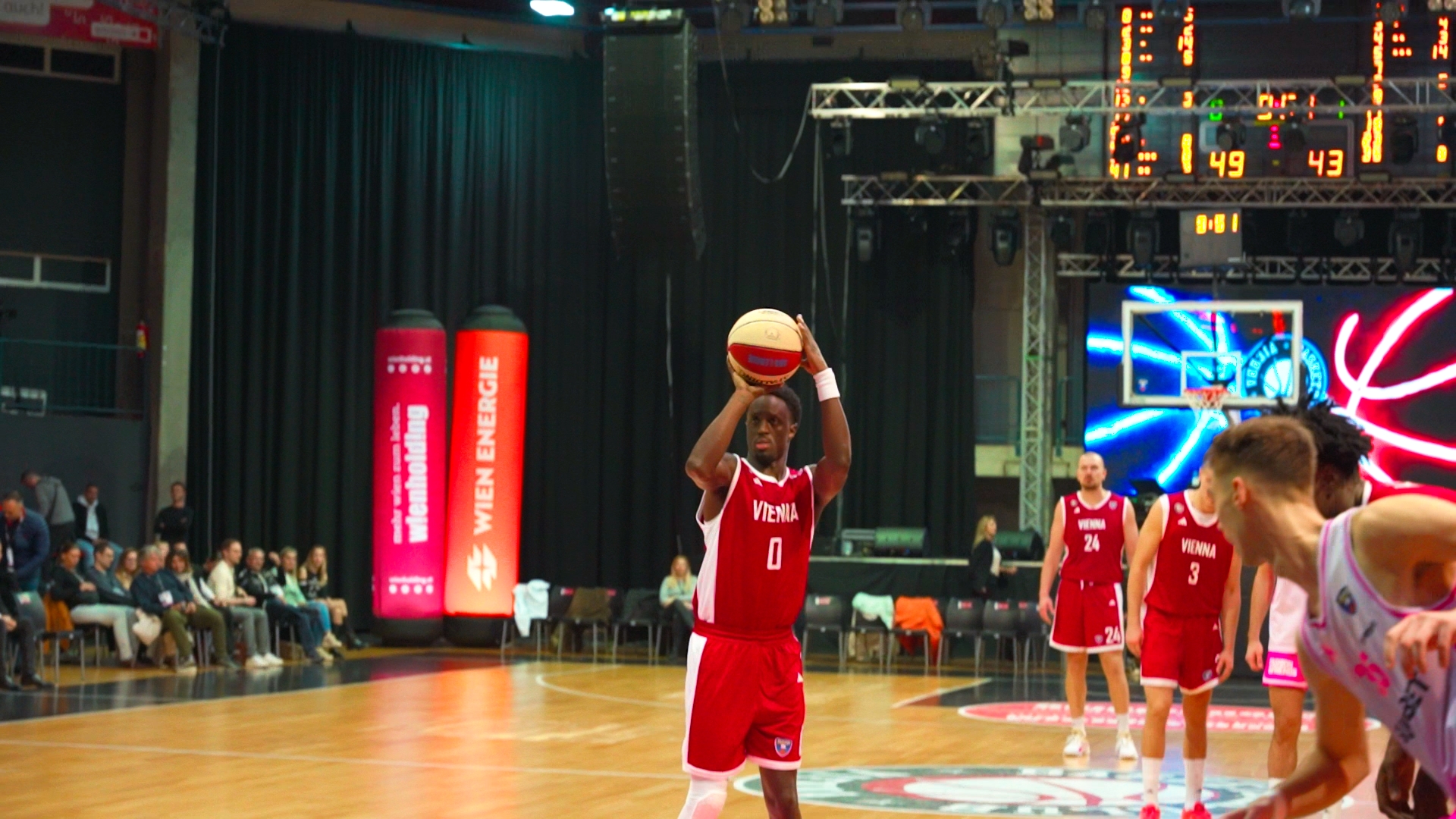 Every point. Every move. Boum.